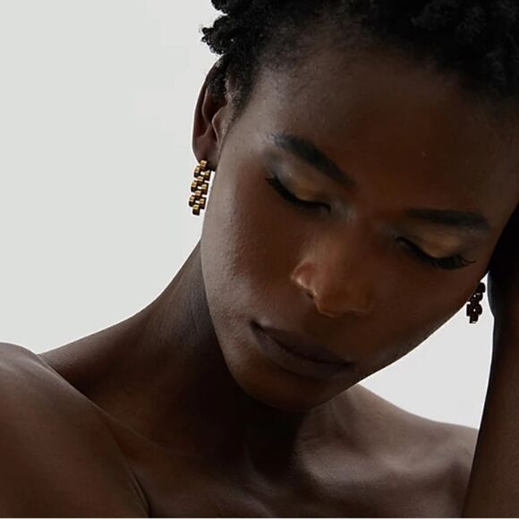 #39 New Gold Chain Link Drop Earrings - Picture 6 of 10